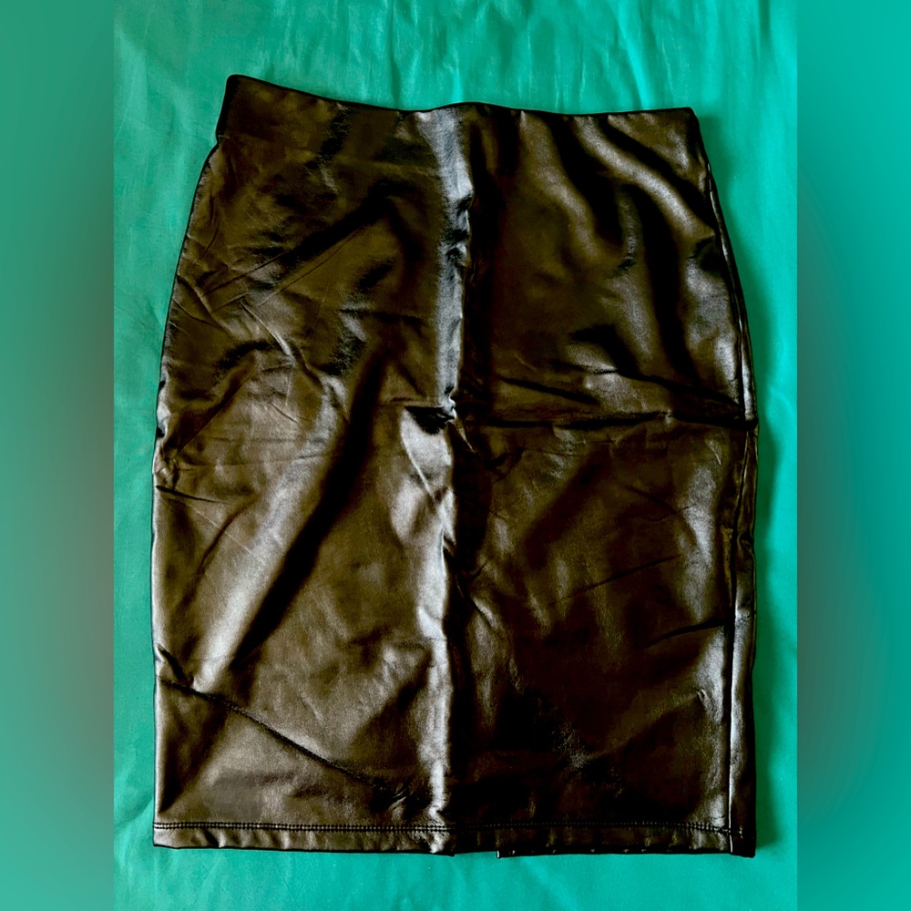 Leather skirt